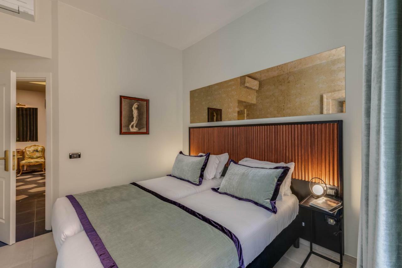 Adrianus Hotel Roma Esterno foto